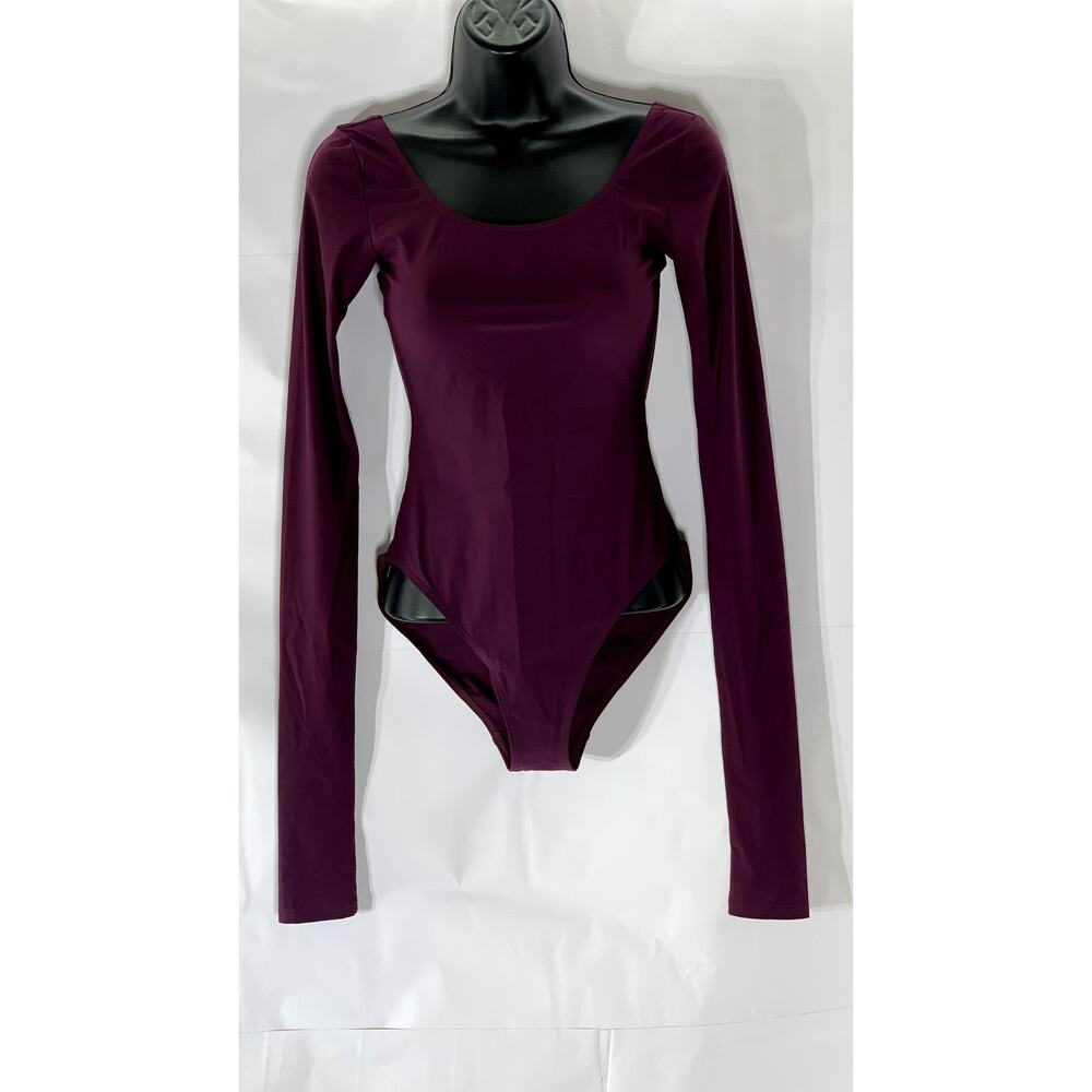 Women's Long Sleeve Scoop Neck Bodysuit - Plum